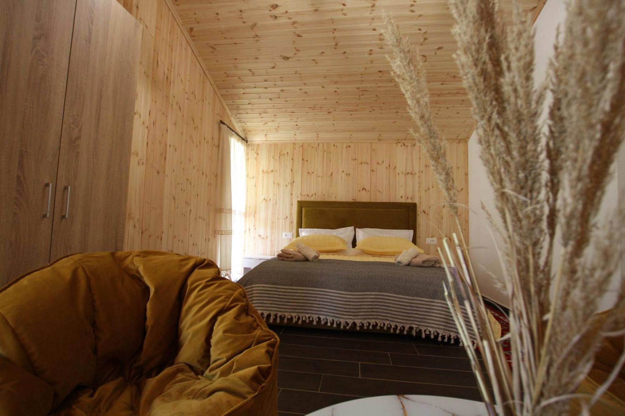 Villa Lugina E Shengjergjit ,Bujtinat Tirana Zimmer foto